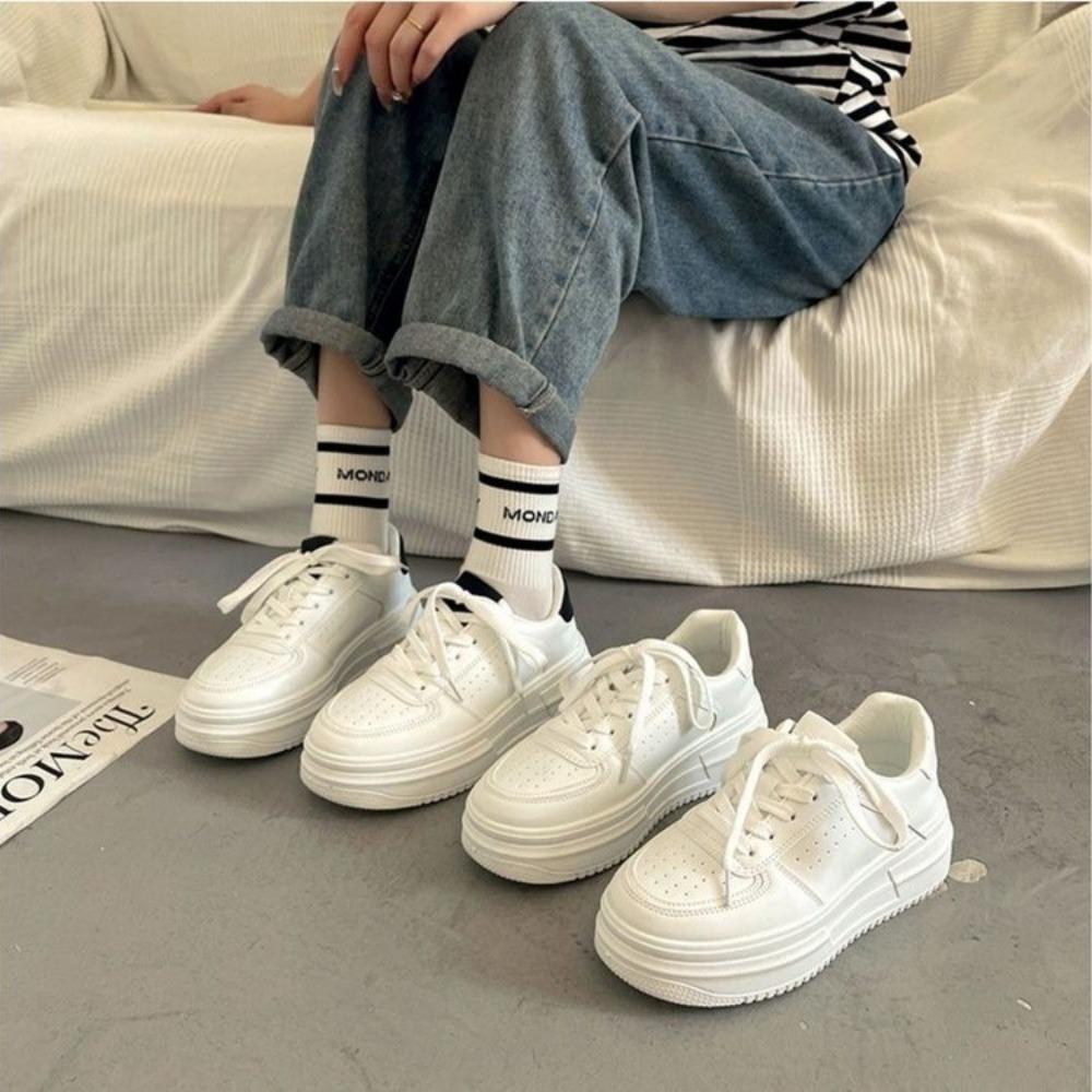 Thick Soled Sponge Cake Shoes Autumn Sports White Shoes