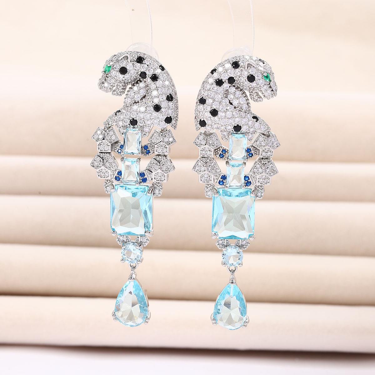 

Высококлассное европейское и американское ретро леопардовое циркониевое ожерелье: Модные украшения на каждый день