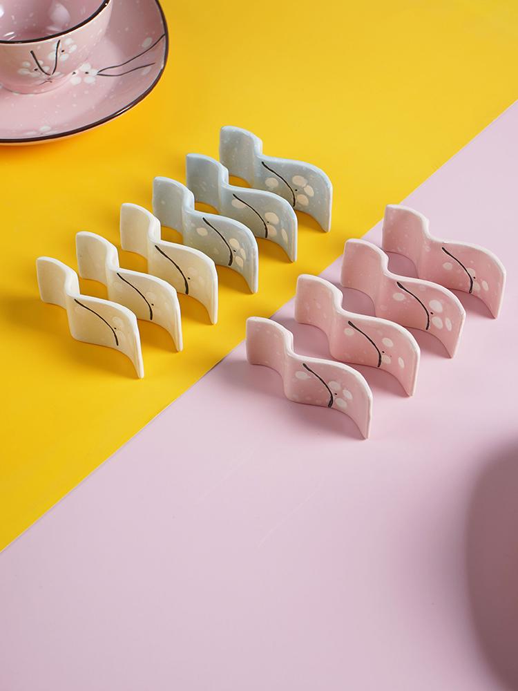 Japanese Ceramic Chopstick and Spoon Rest for Home and Restaurant Use