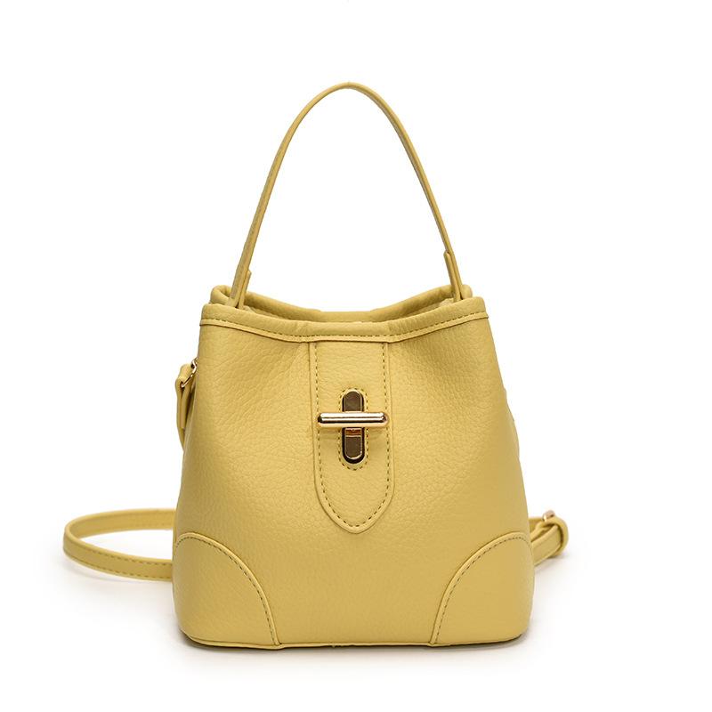 2025 new one-shoulder crossbody women's bag, versatile large-capacity casual foreign style hand-held commuter bag, bucket bag, tote bag