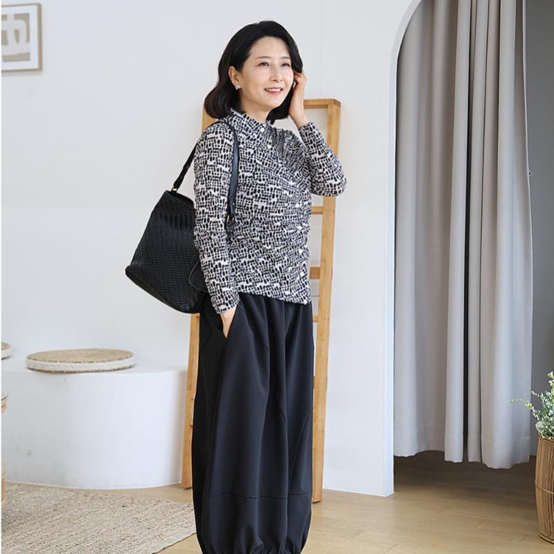 Shiz Madam Shirring High Neck Blouse T57514