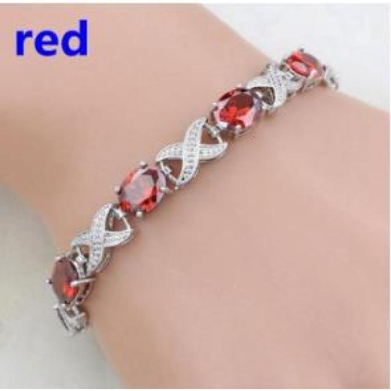 

New Stylish Personalized Simple Ladies Inlaid Gem Cross Bracelet