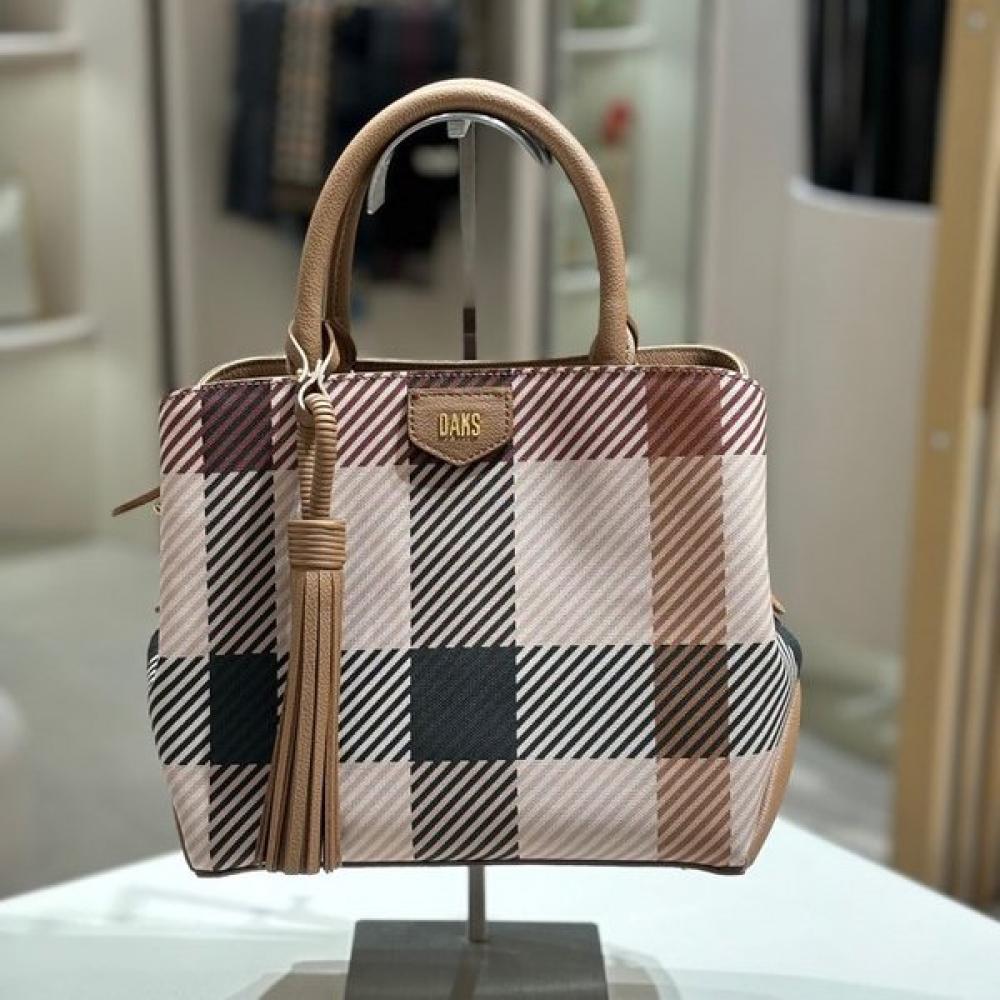 

Daks Brown Big House Check Tote Bag Dcba4e682w2 Single option