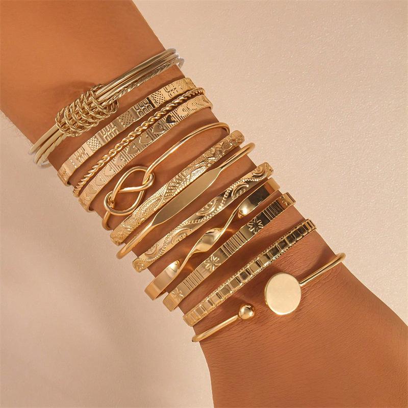 10pcs Fashion Gold Color Textured Bangle Set For Women Boho Minimalist Adjustable Layered Wristband Twist Bracelet Daily Jewelry