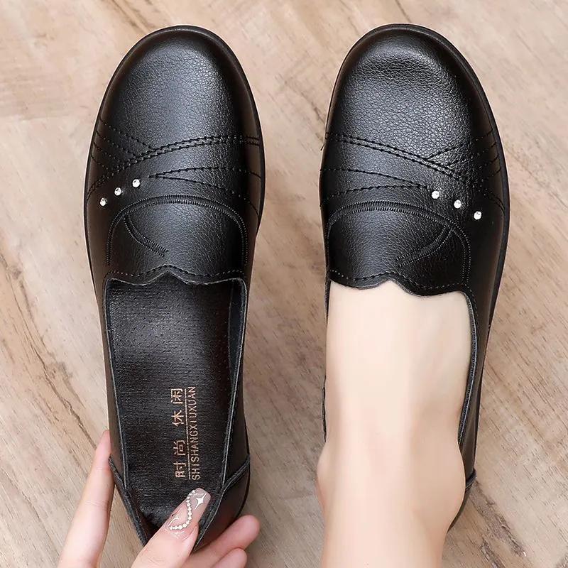 Women's Shoes New Comfort Casual Shoes Moccasin Light Soft Leather Shoes Classic Slip On Loafers Office Footwear Mocasines Mujer