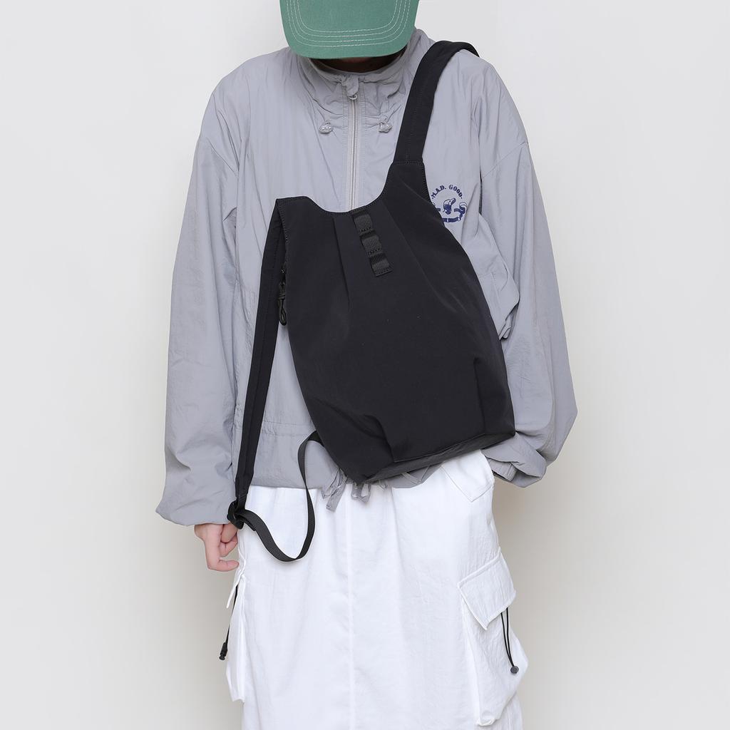 Backpack, Niche Vests, Backpack, Mountain Climbing, Cycling and Travel Small Schoolbag