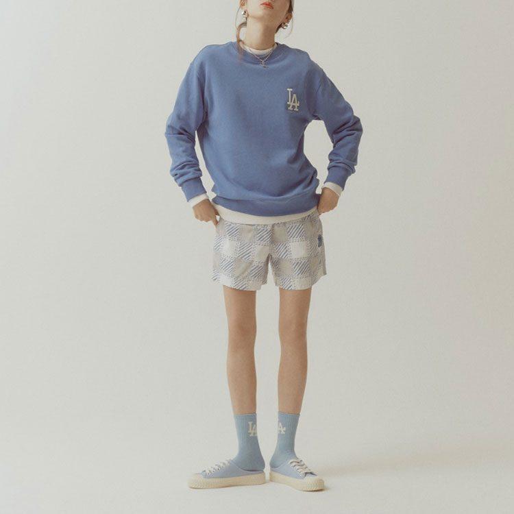 MLB Old Flower Sweatshirts Unisex Blue Crew Neck Moderate Regular 31MTM2111-07U