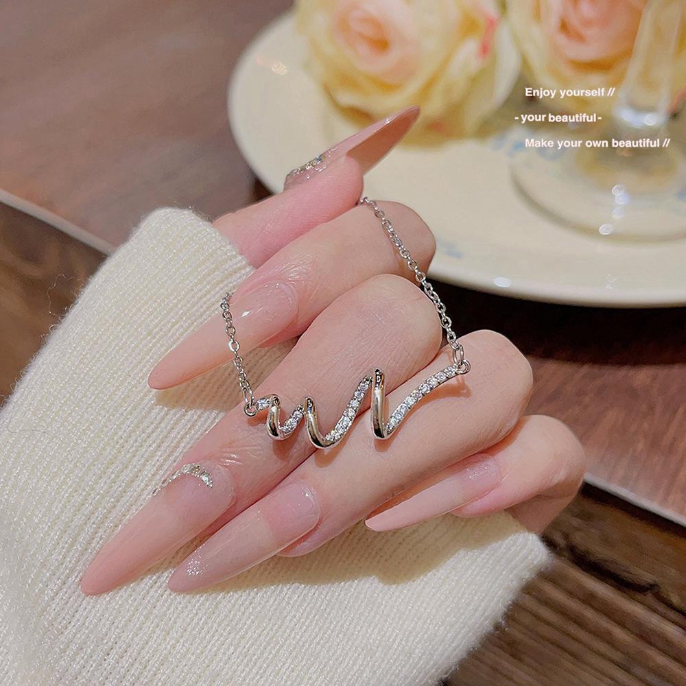 2025 Luxury Titanium-Clad Women's Summer Necklace - Non-Fading, High-End Design