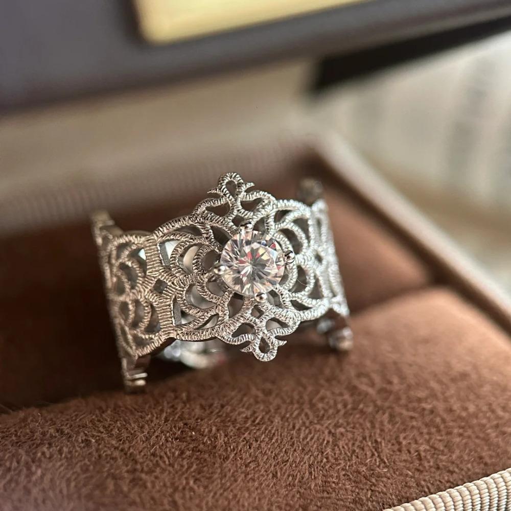 

Vintage Lace Embroidery Kaleidoscope Ring for Women Antique Jewelry Frosted Rose Wedding Band adjustable