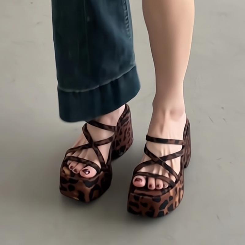2026 Summer Platform Height Increase Women Slippers Fashion Open Toe Narrow Band Slide Ladies Elegant Wedges Heel Dress Shoes