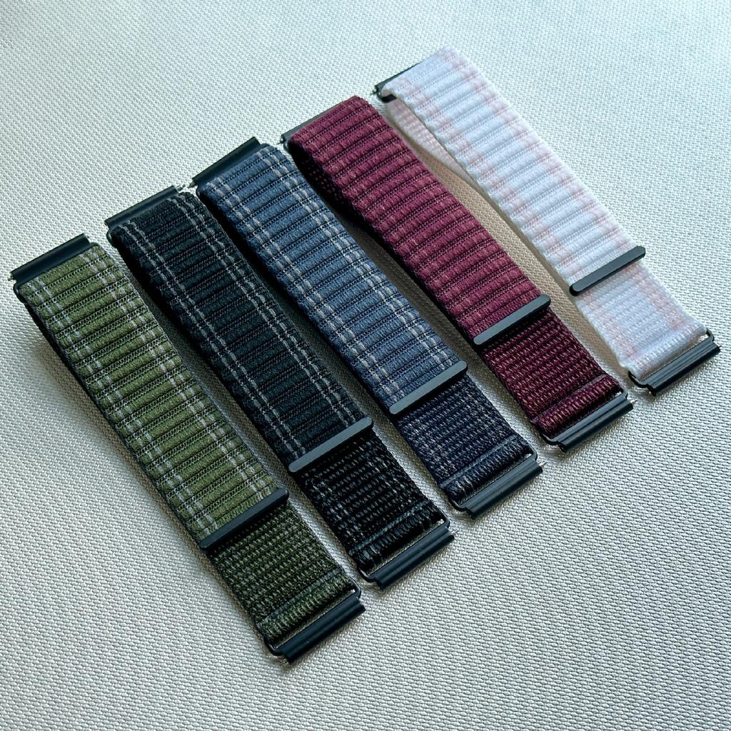 Bracelet en Nylon Design Ondulé pour Garmin Venu X1 Libération Rapide Respirant Bracelet de Montre Connectée