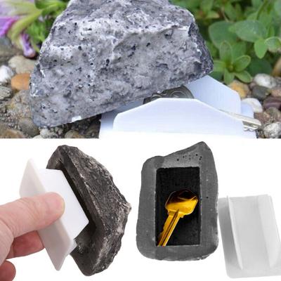 Simulationsstein mit Geheimfach zum Verstecken eines Ersatzschlüssels. Fake-Stone-Schlüssel