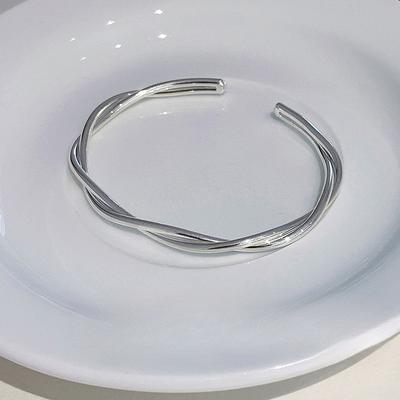 Mobius-Ringarmband, junges Armband, einfaches und verstellbares Nischendesign, Schmuck für die Freundin.