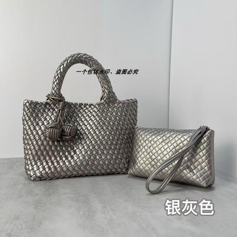 

Hand-Woven Vegetable Basket Small Bag Pairs Portable Leather Handbag Casual Handbag Different Size Bags Sewing Ball Silver Gray
