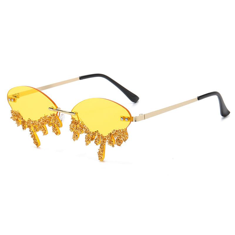 Summer Season Tear Frame Sunglasses Asymmetrical Shape Gradient Color Options