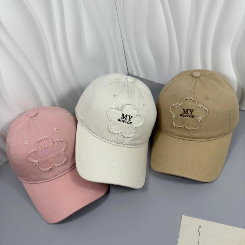 Korean Floral Embroidery Duckbill Cap - Women's Large Head Versatile Breathable Sunshade Hat