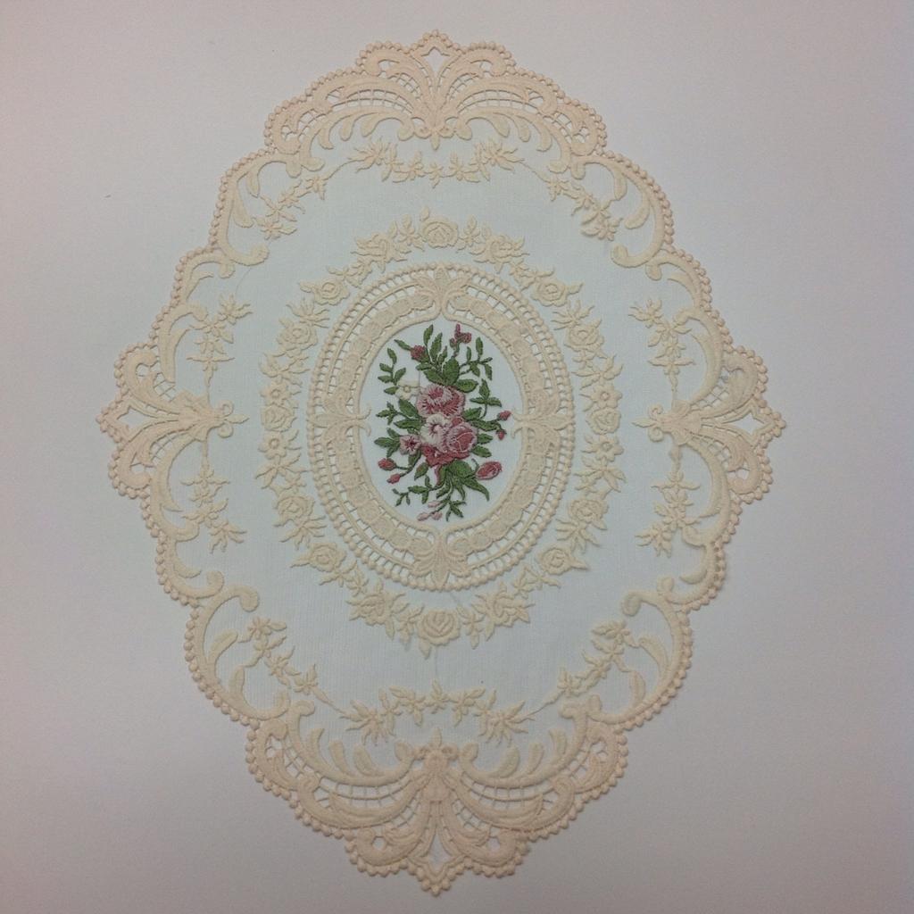 1pcs Dinning Table Cover Embroidered Table Cloth Elegant Round Lace Tablecloth Coffee Coasters Napkin Party Wedding Decoration