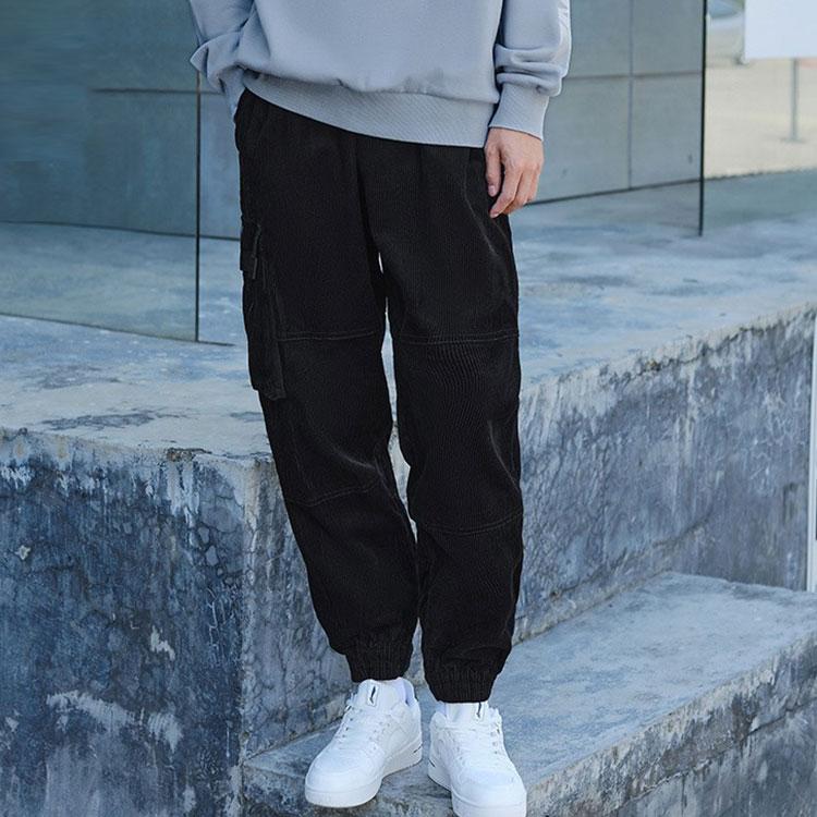 Li Ning Logo Patch Loose Fit Cuffed Casual Long Pants Knitted Sports Pants Men Bottoms Black AKXR459-1