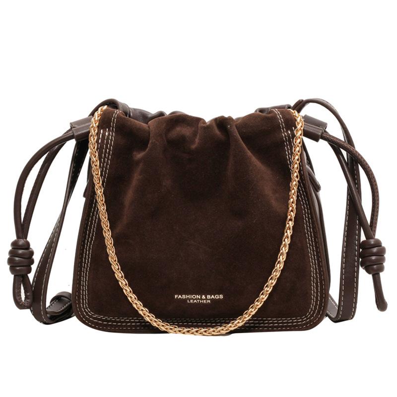 

Популярні в цьому році невеликі жіночі сумки для осені, універсальні, 2024, нова ретро-сумка через плече, матова сумка-відро на ланцюжку