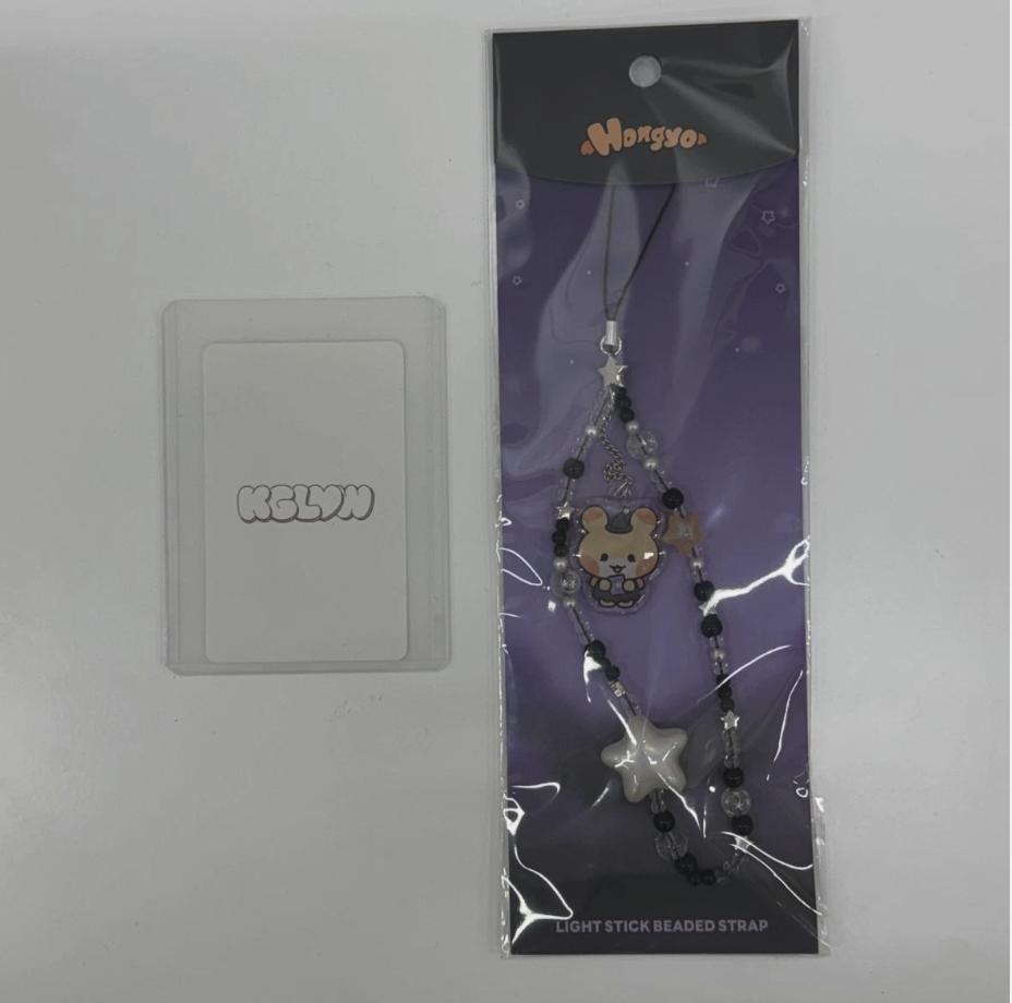 

ATEEZ MIGHTEEZ WONDER ROOM Pop-Up Офіційні товари з персонажами Kpop Мерч LIGHT STICK STRAP - HONGYO