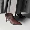 Sapatos fechados – Sapatos fechados
