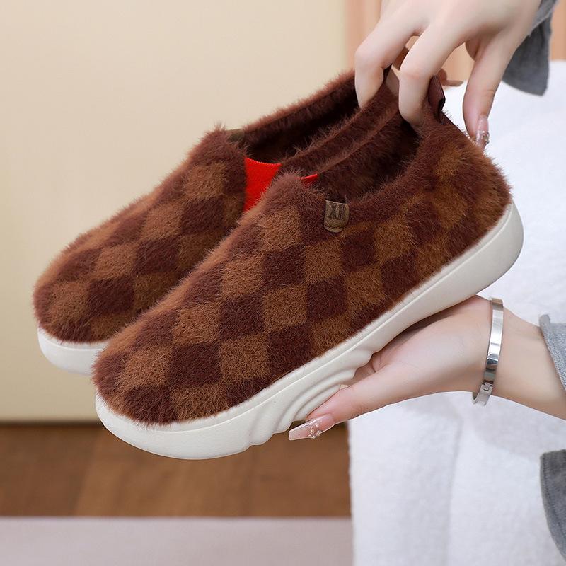 

Shoes women s fashionable and comfortable soft sole non-slip round head lazy shoes flat sole one pedal women s casual cover wear single shoes 42 коричневый