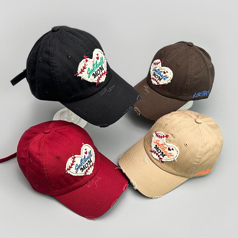 Cave Wind Love Embroidery Baseball Cap Men'S And Women'S Sunshade Edging Casual Cap