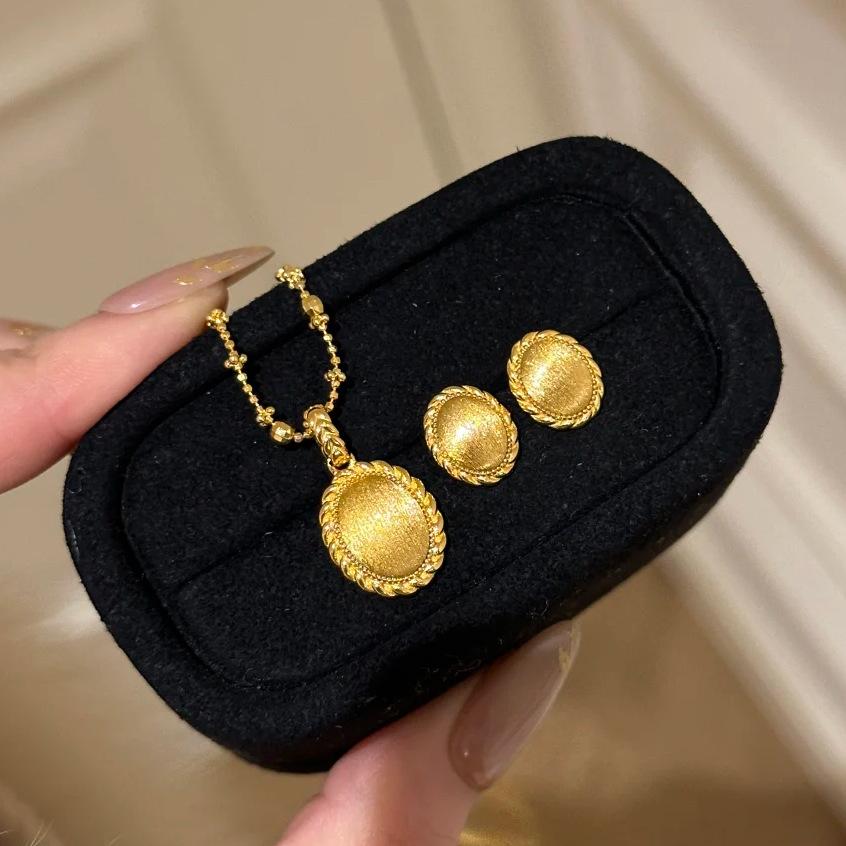 Foydjew Italian Medieval Retro Oval Design Gold Color Pendant Necklaces Stud Earrings Party Banquet Zircon Sets For Women