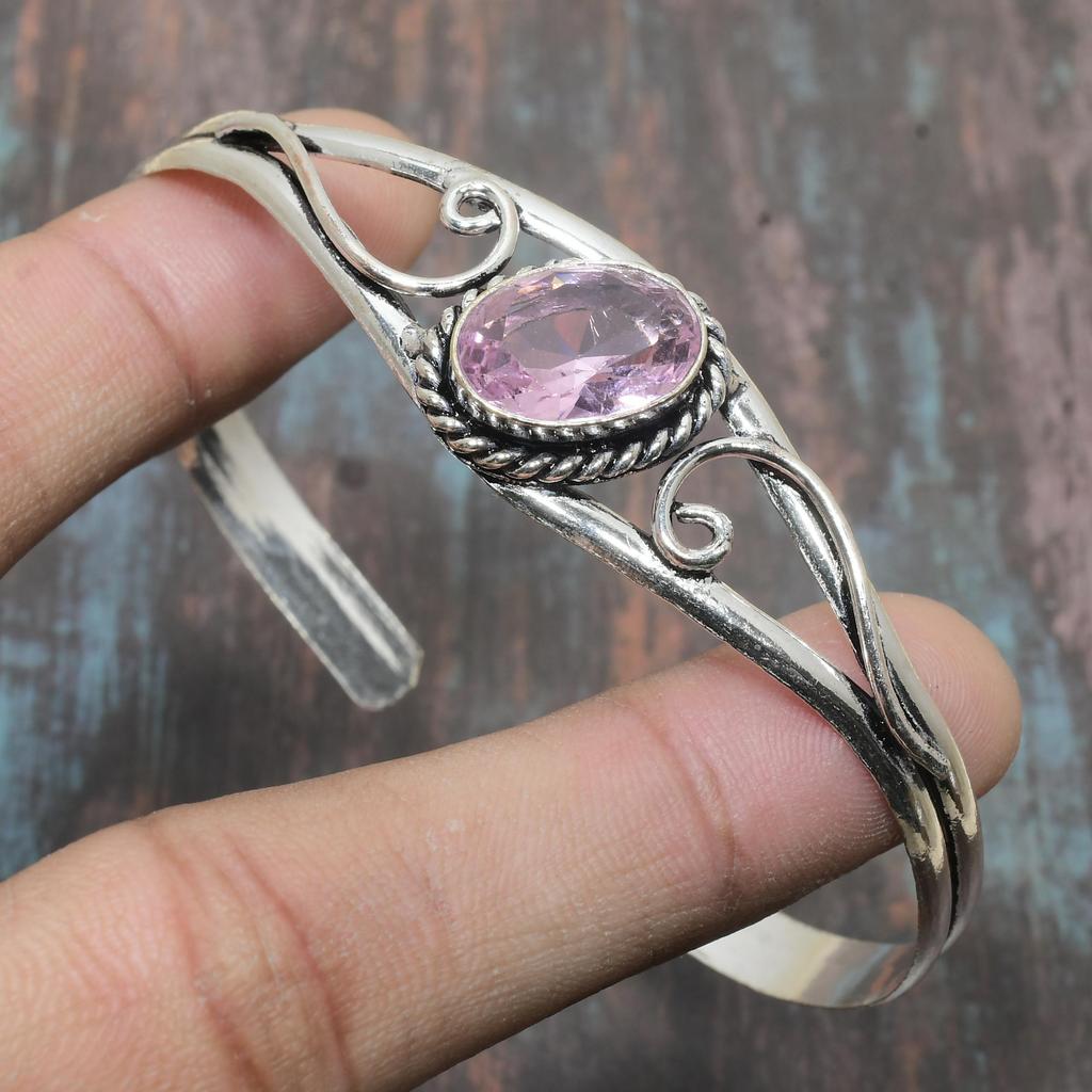 Rosa Kunzite Gemstone Håndlaget 925 Sterling Sølv Mansjett Smykker Bangle Justerbar