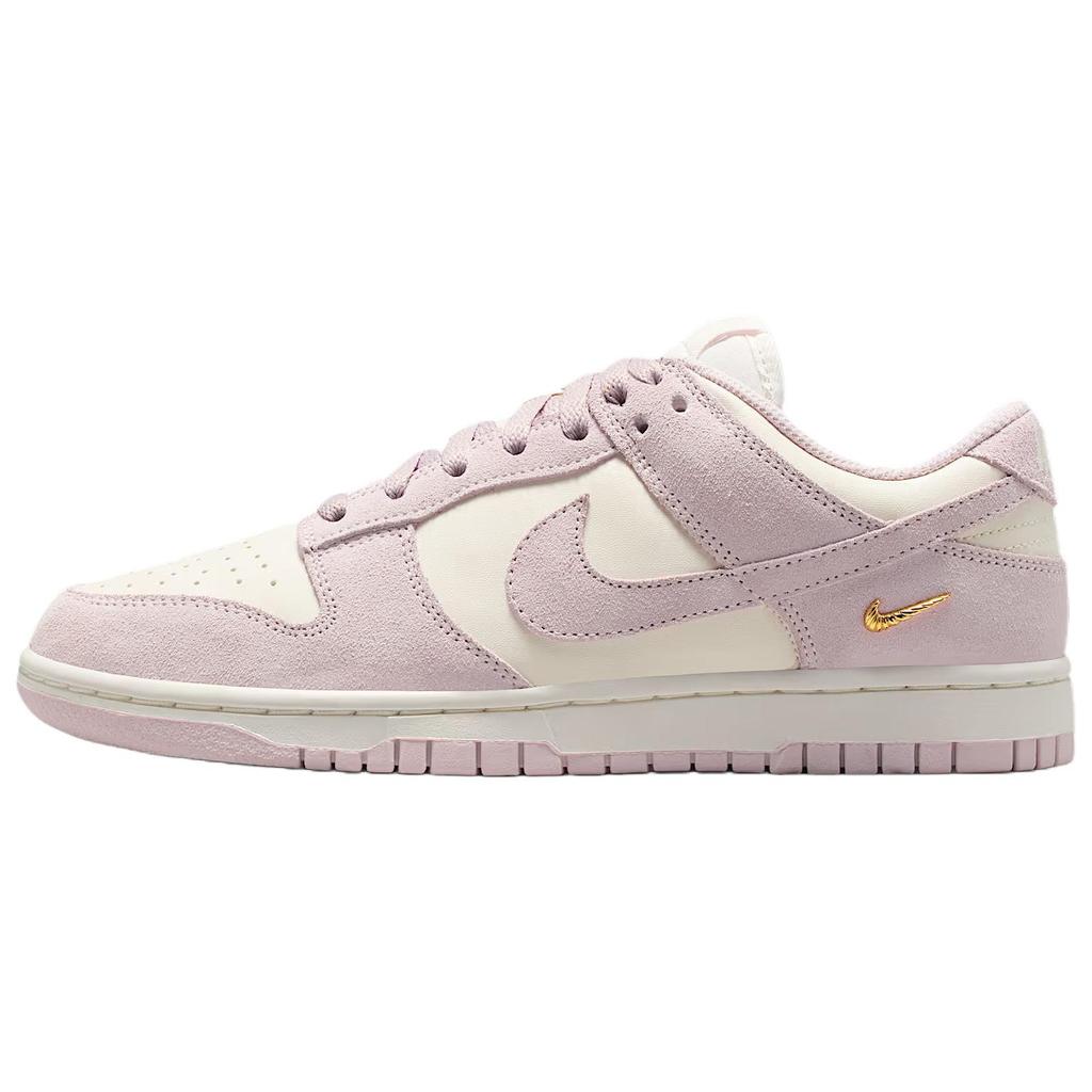 Nike Adidași Femei Dunk Low Sail Pearl Pink Alb Metalic-Auriu IO4244-100
