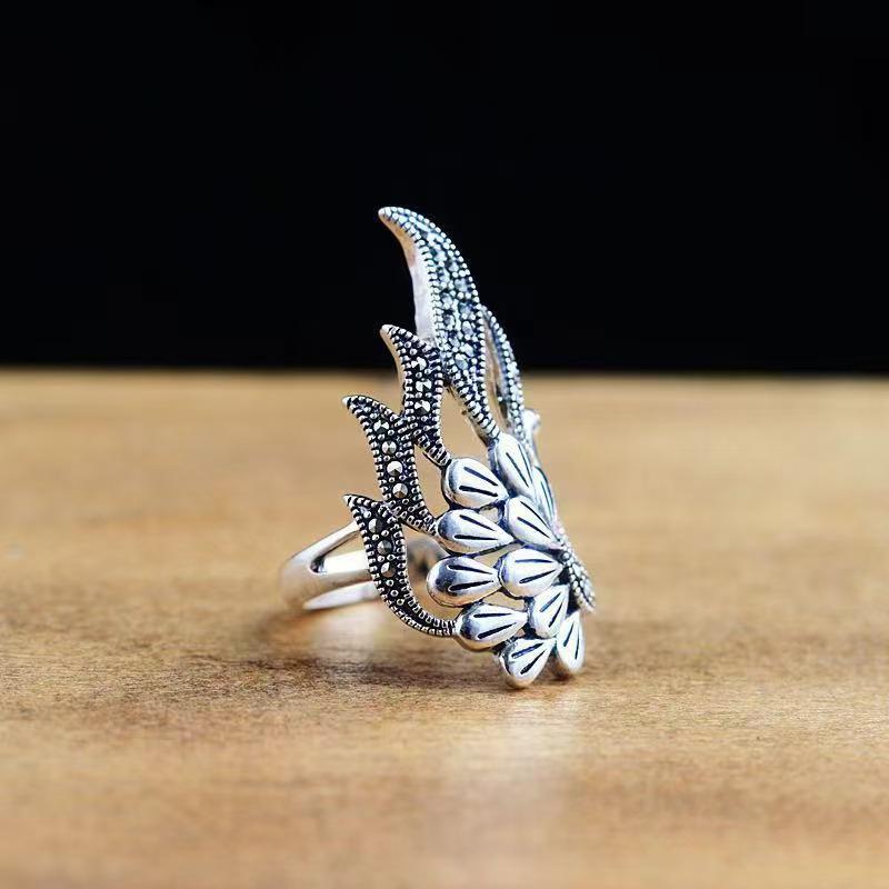 European and American Retro Ring, Adjustable Peacock Hollow Open Screen Feather Jewelry