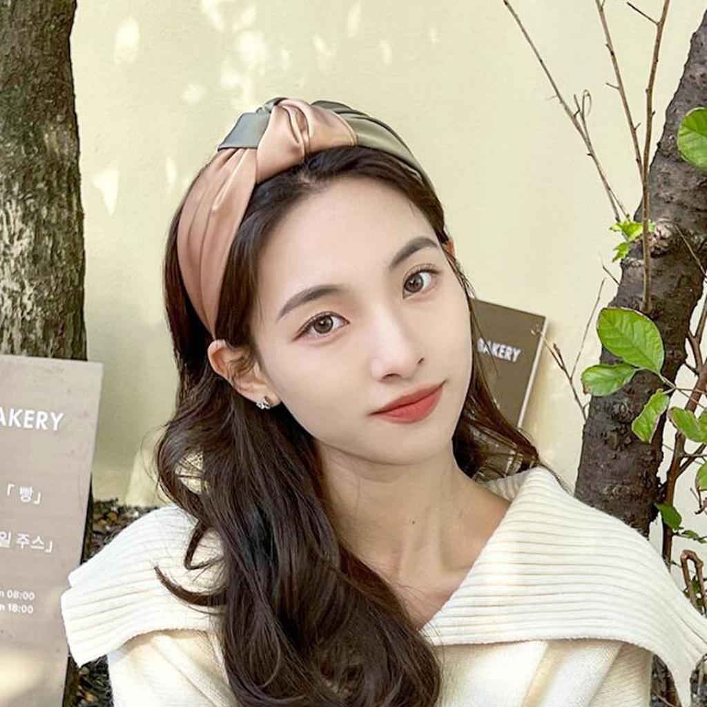 PROLY Ny Mode Dam Pannband Över Sidan Bred Sida Hårband Mittknut Patchwork Huvudbonad Höst Håraccessoarer