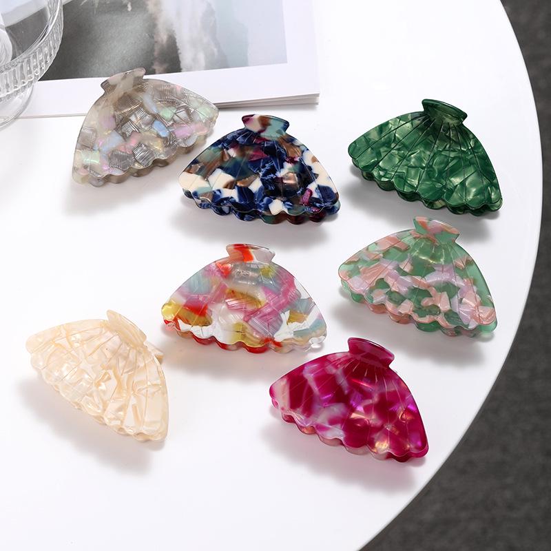 

Xuanzhi Japanese Aesthetic Heart Acetate Hair Clip - Elegant Seashell Design