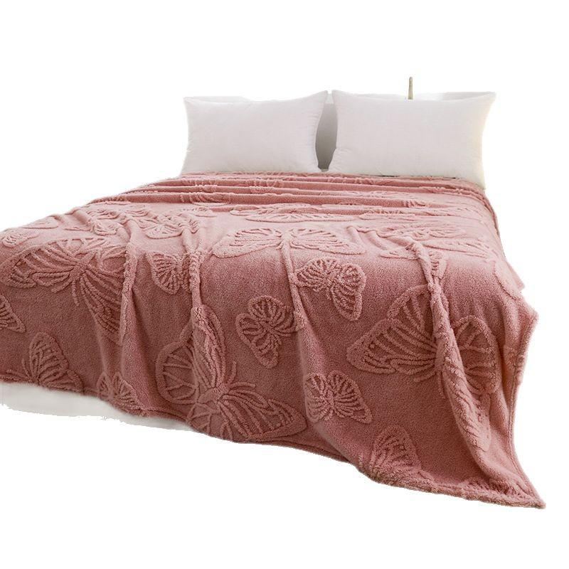 Zimowy aksamitny taftowy koc z motywem motyla i kwiatów: Dwustronny, pogrubiony żakard 3D, wielofunkcyjny na drzemki, do klimatyzacji i jako prześcieradło.