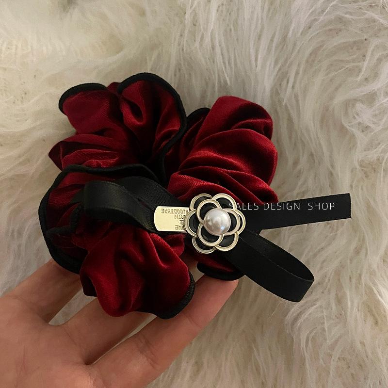 

Корейская Красная Бархатная Заколка-Бандана с Жемчугом - Роскошный Аксессуар для Волос для Женщин