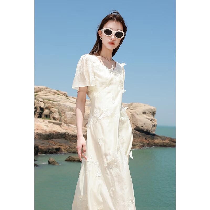 SanCai Plus Size Lyocell Embroidered U-Neck Midi Dress