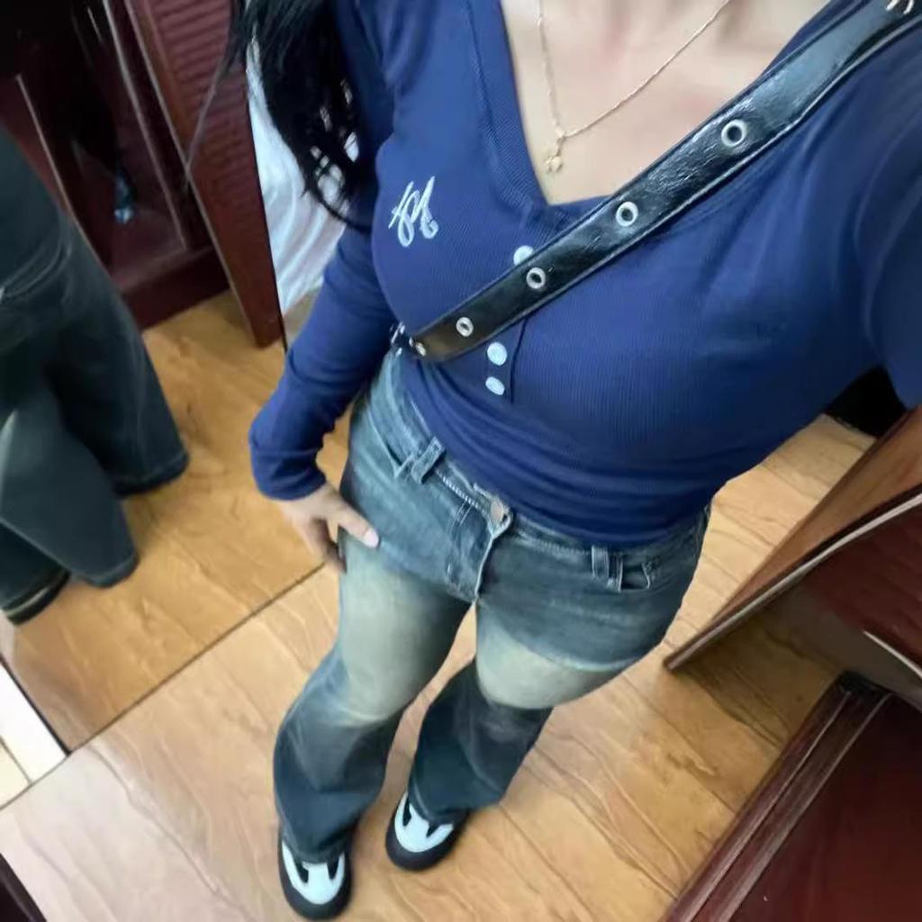 Top trendy de damă cu mânecă lungă, decolteu în V, croială slim fit, dulce și picant