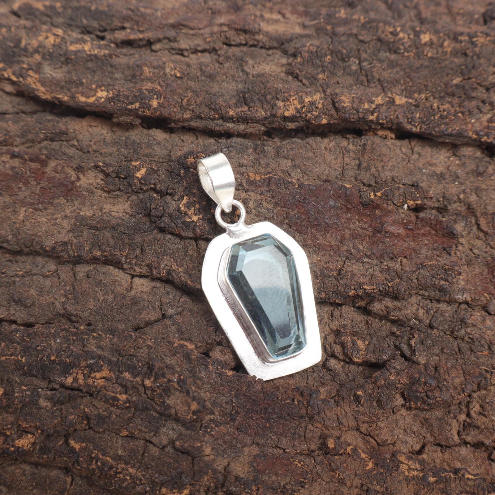 

Coffin Sky Blue Topaz Gemstone 925 Sterling Silver Boho Sisters Gift New Pendant PP-53-10