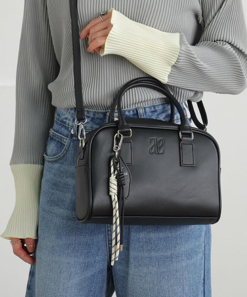 Altro Rose Black Shoulder Bag, Women's Shoulder Tote Bag, 2-Way, Freestanding, Can Be Carried by Hand, Carried, or Crossbody, with Handles, Solid