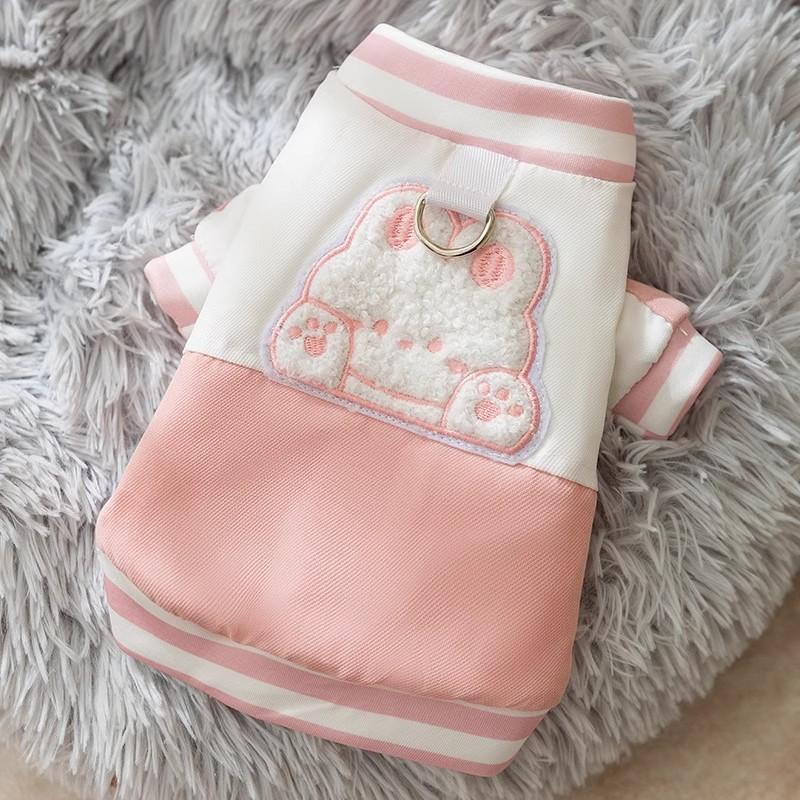 In Autumn and Winter, Medium and Large Dogs, Dog Clothes, Cute Bears, Golden Retrievers, and Warm Baseball Clothes.