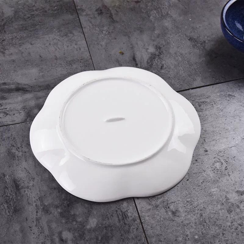 Yu Bao Fang White Ceramic Petal Plate - Japanese Style Dinner, Dessert, and Fruit Dish for Home or Hotel Use.