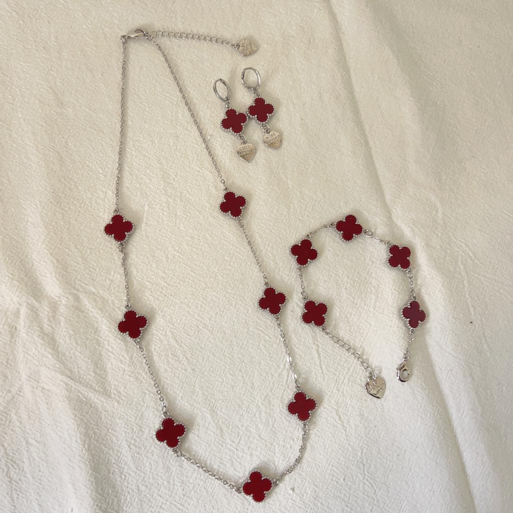 3PCS Four Leaf Clover Necklace Bracelet Earrings Three Piece Set Versatile Lucky Four Leaf Clover Five Flower Bracelet Clavicle Chain Earrings