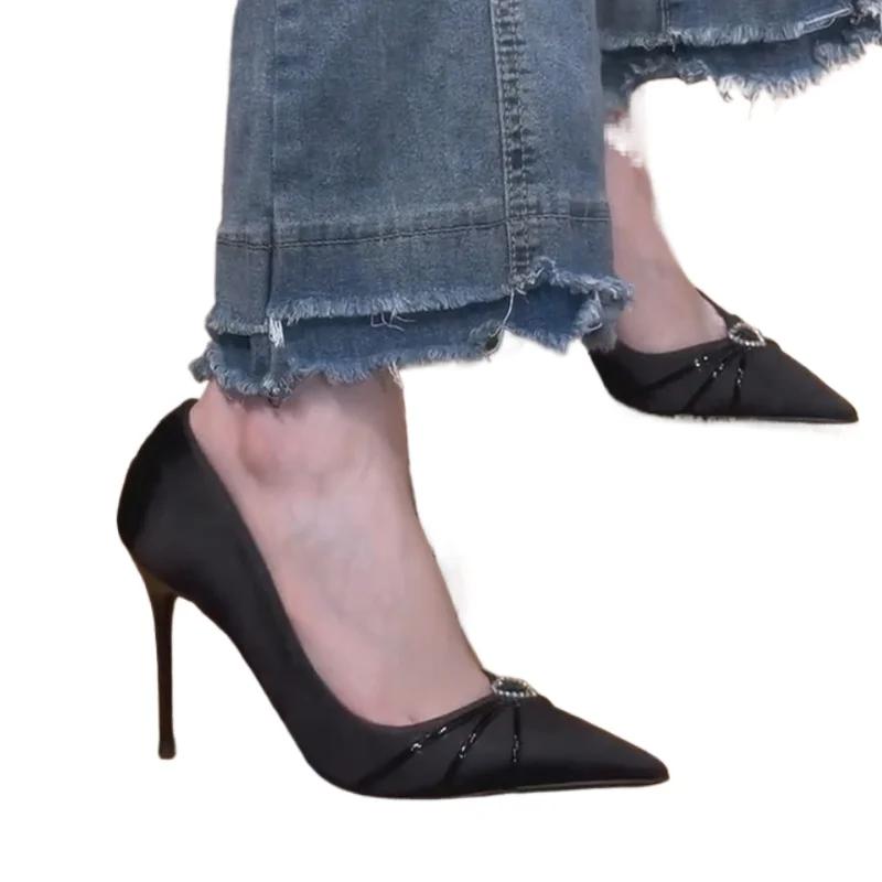 

модная обувь женская 2024 базовая женская обувь на высоком каблуке модные туфли-лодочки для платья женские слипоны в форме сердца с острым носком на тонком каблуке женская обувь 40