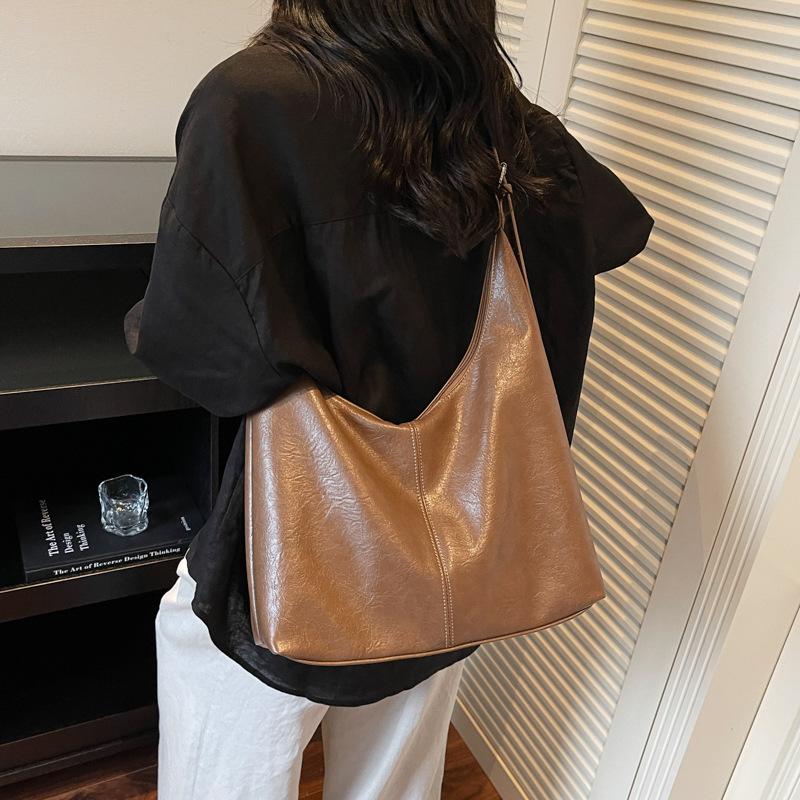 Leather Hobo Bag with Matching Clutch Large Capacity Fashion Shoulder Bag Set