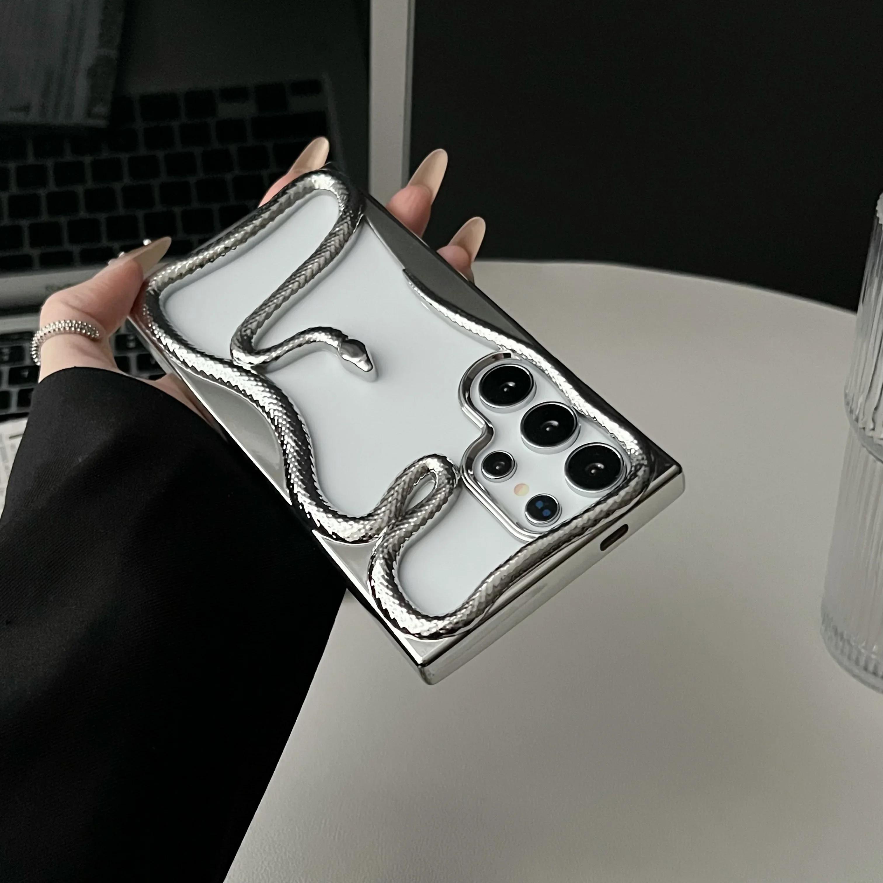 

Роскошный чехол с 3D-змеей с гальваническим покрытием для Samsung Galaxy S25 S24 S23 FE S22 Ultra, мягкий силиконовый, с теплоотводом, противоударный For Samsung S24Ultra