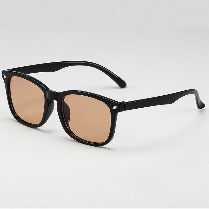 Fashion Rectangle Sunglasses Women Men Nail Vintage Designer Square Sun Glasses for Women Shades Female Male Eyewear Anti-Glare