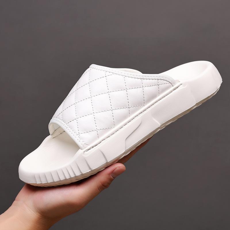 

The first layer of sheepskin summer new men s slippers leather fashion wear sandals men s beach shoes one-word men s shoes 38