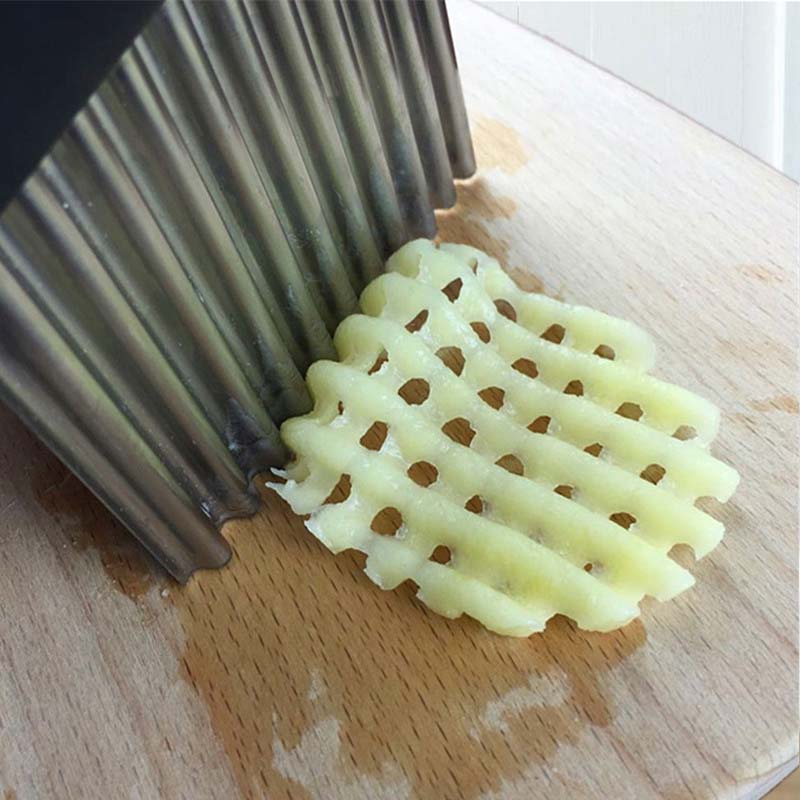 Multifunctional potatoes cutter tools wolf tooth potato cutter Vegetable Fruit Crinkle Wavy Potato chip wave cutter Kitchen Tool