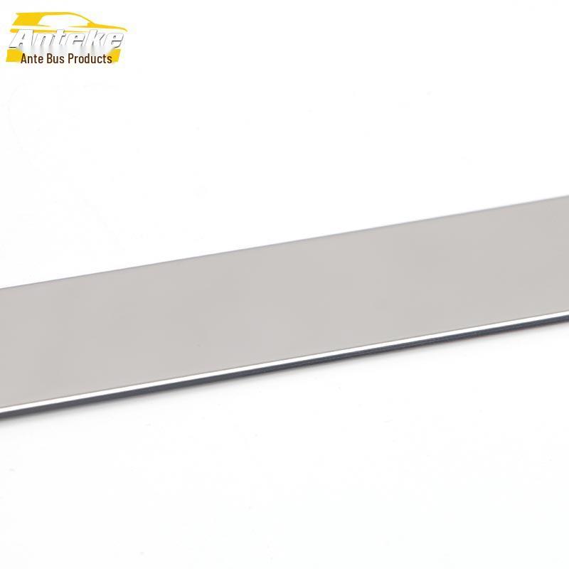 CS75PLUS Gen 2 Tailgate Trim & Bumper Bright Strip
