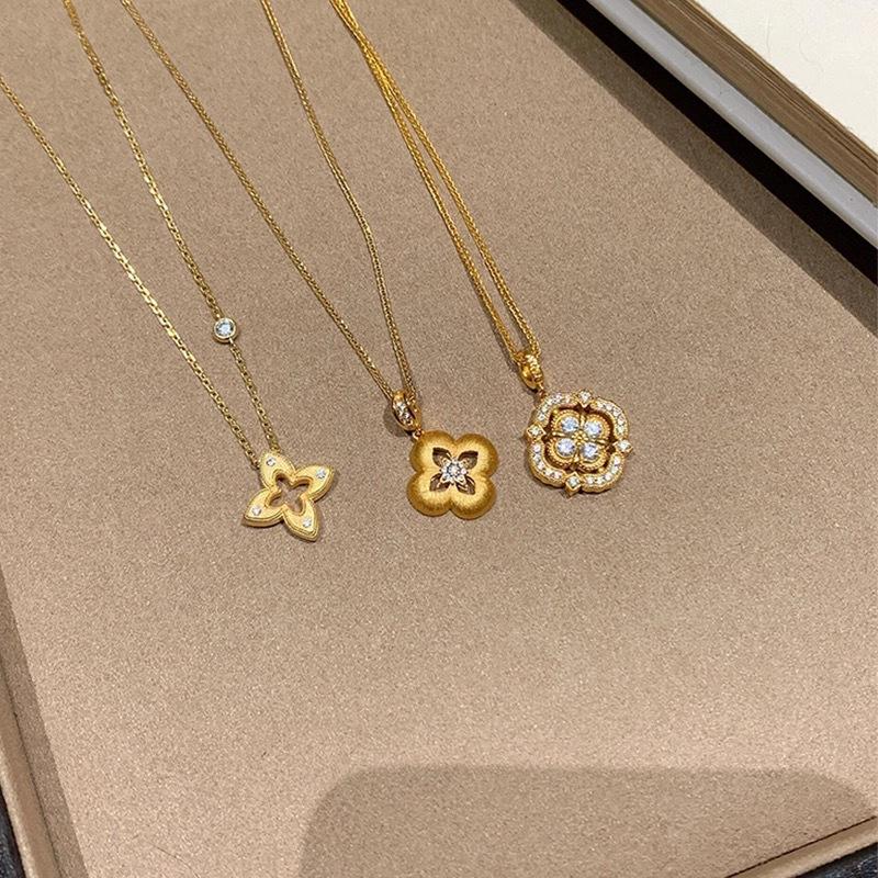 Buchi Wind! Vintager Medieval Brushed Four-Leaf Clover Necklace Women'S Retro Light Luxury Niche High-End Clavicle Chain